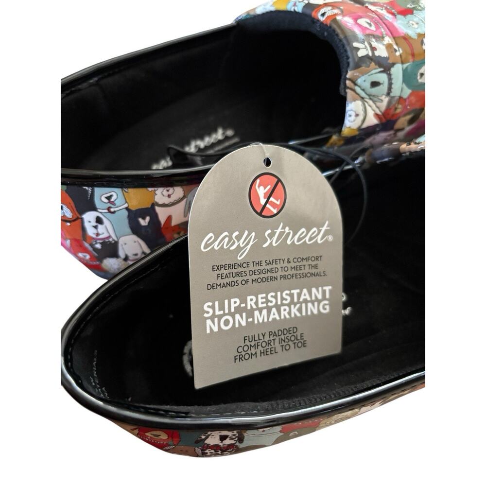 NEW Slip On Clogs 9.5W Women Easy Works By Easy Street "LAURIE" Dog Patent Shoes - Picture 7 of 9